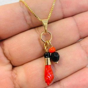 Red Azabache Hand Necklace with Box Link Chain 20" for Women Black Red Bead Luck